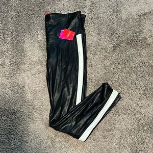 NWT Spanx Leggings